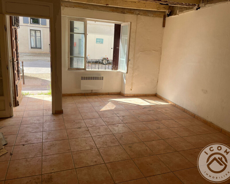 Ensemble Immobilier de 184 m2 - 04-a